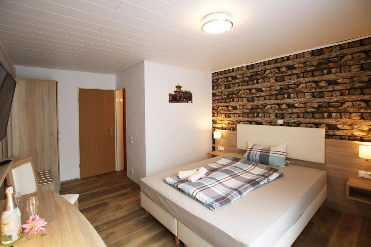 Pension Yak und Yeti Bad Honnef Bagian luar foto