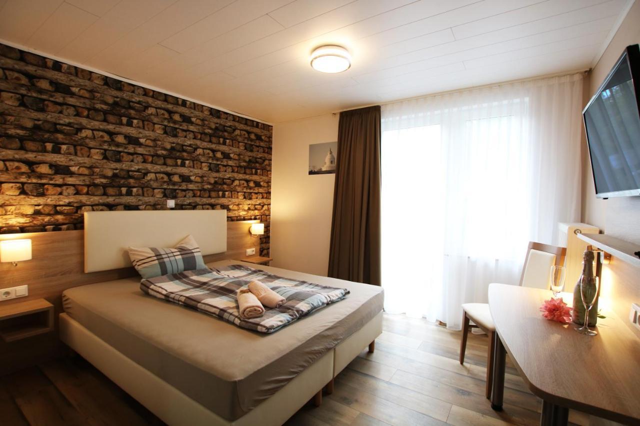 Pension Yak und Yeti Bad Honnef Bagian luar foto